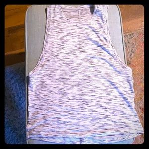 Lululemon muscle tank